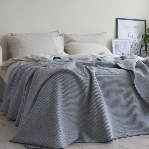 Покривало 200x220 LA MODNO GRAIN SKY GRAY (50% бавовна, 30% акрил, 20% поліестер) сіре 200287 фото